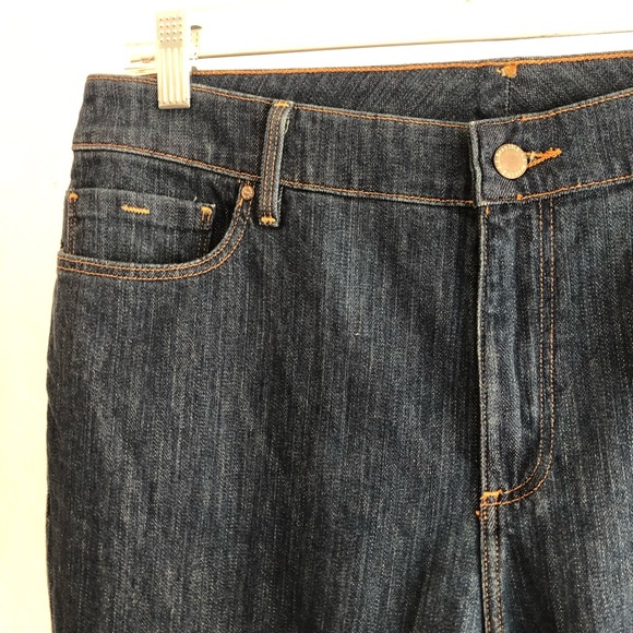 L.L. Bean Woman's Blue Denim Jeans - Picture 10 of 13